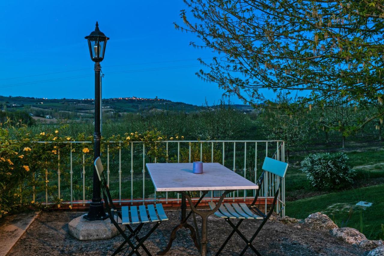 Domaine De Rambeau Castelmoron-sur-Lot Exterior foto